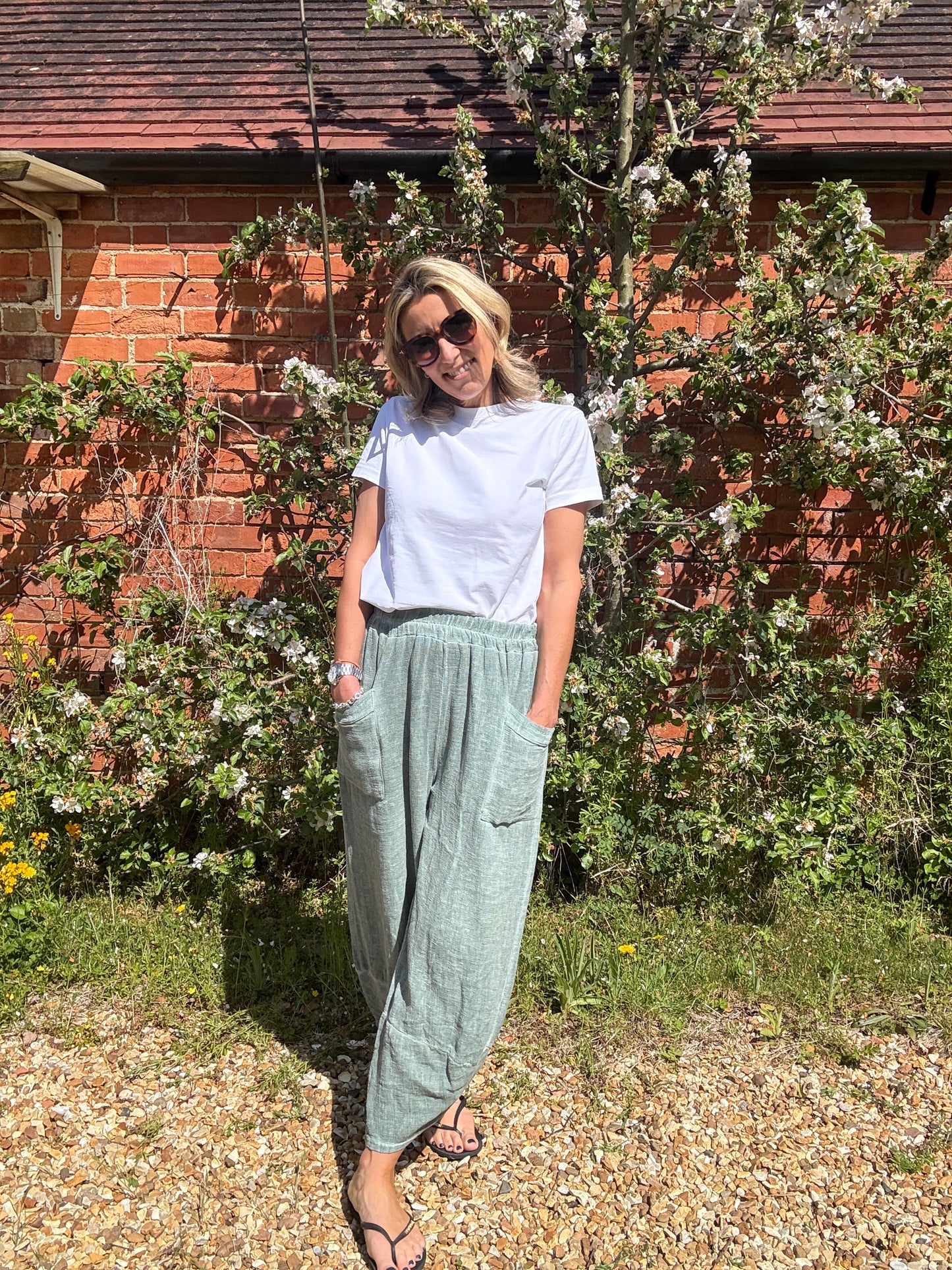 Olivia Barrel Leg Linen Trousers