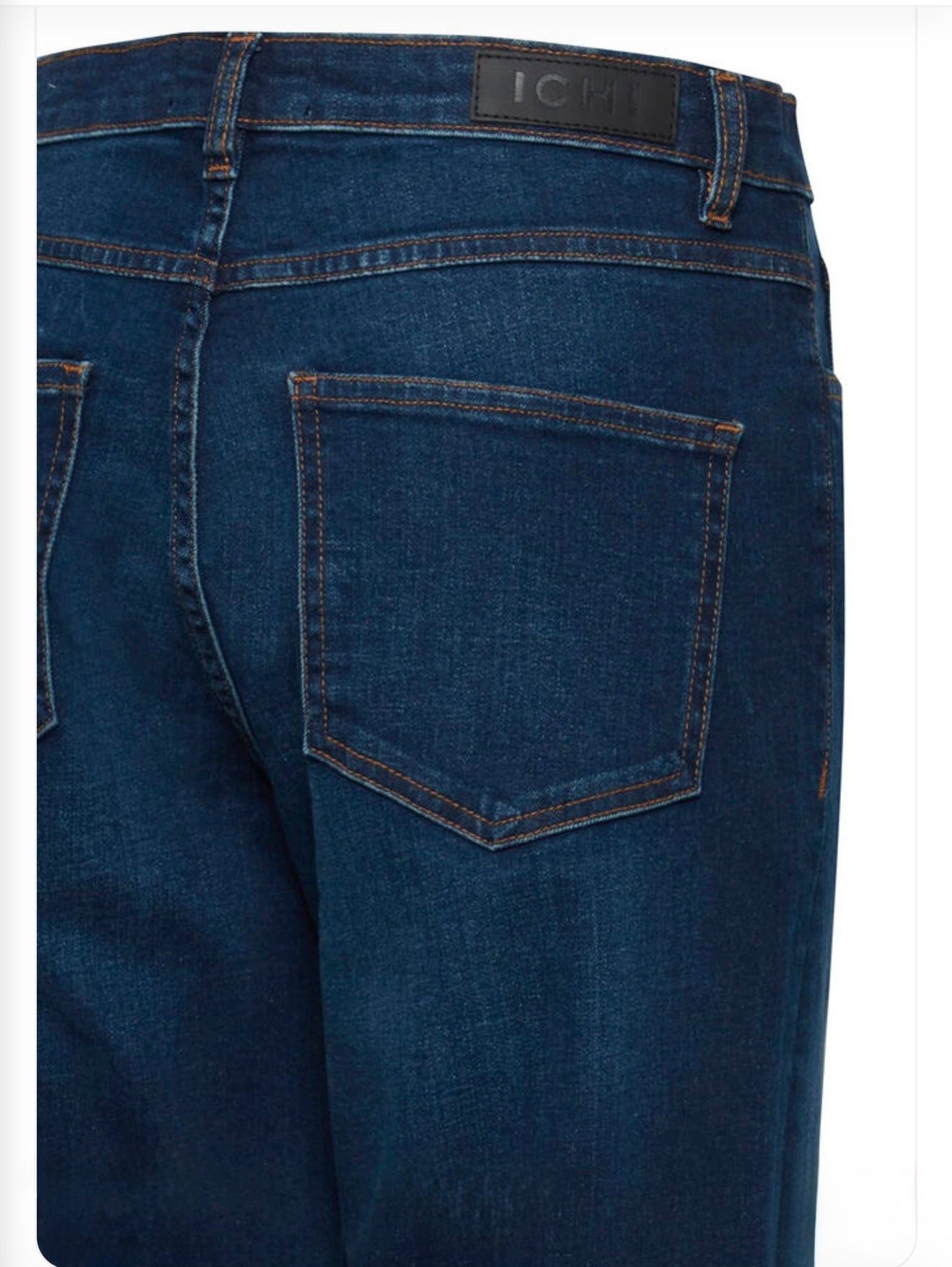Kelly Straight Leg Jeans