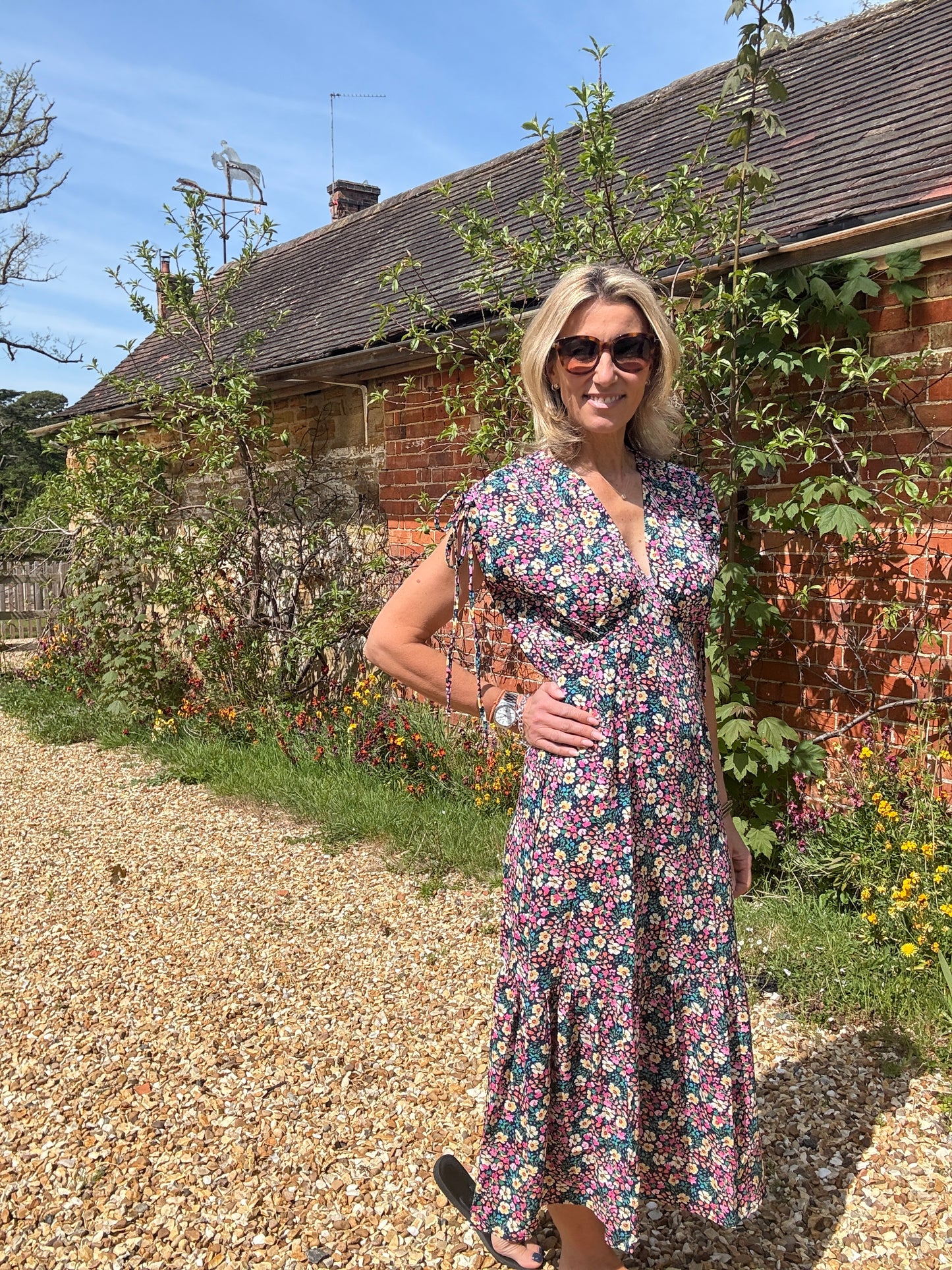 Isla Floral Midi Dress