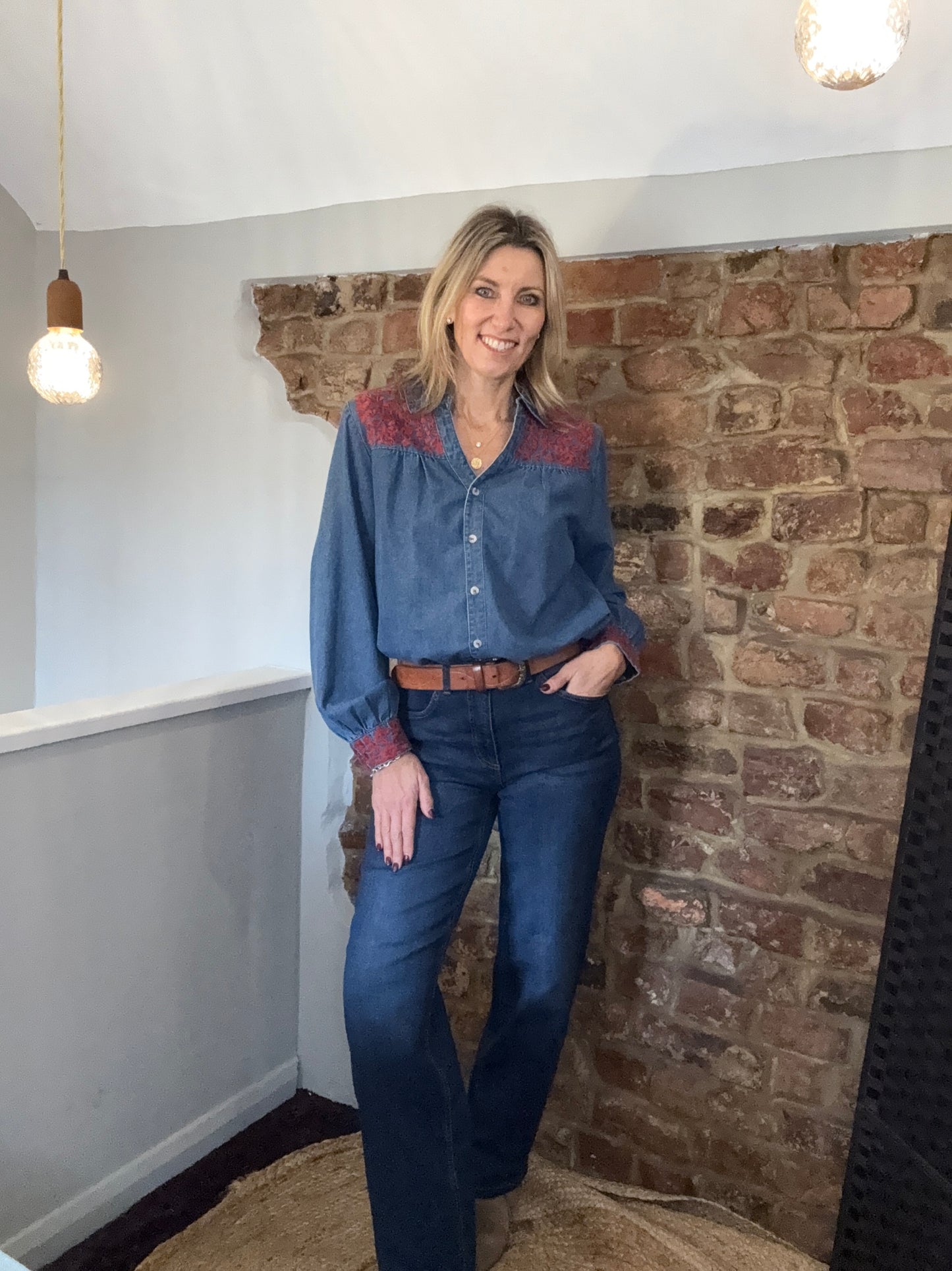 Kelly Straight Leg Jeans